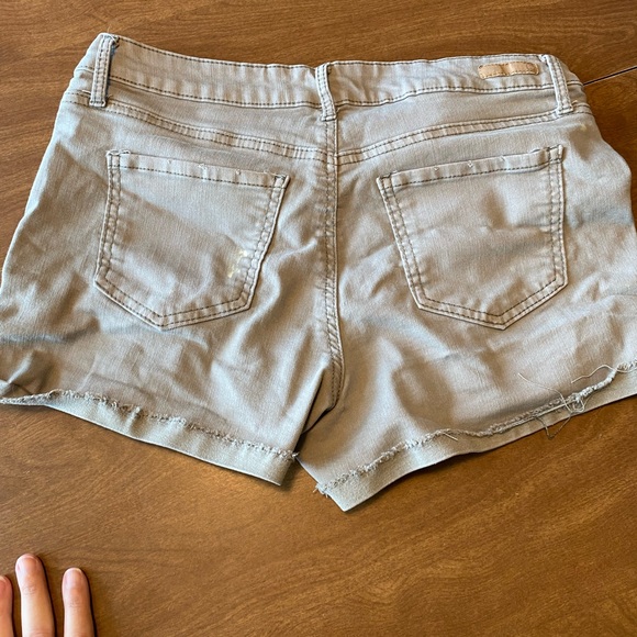 Cute shorts - Picture 4 of 8